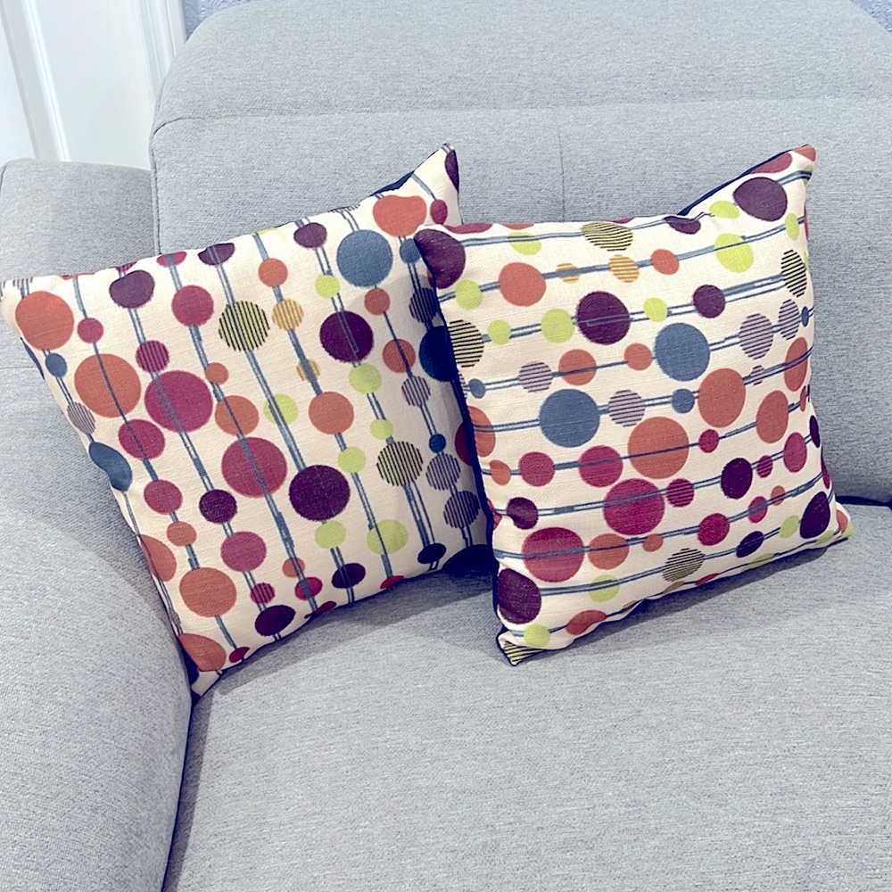 Decorative pillows